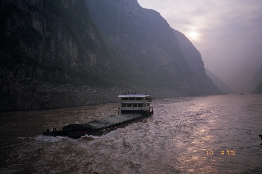 Barge floating down the Yangtze.