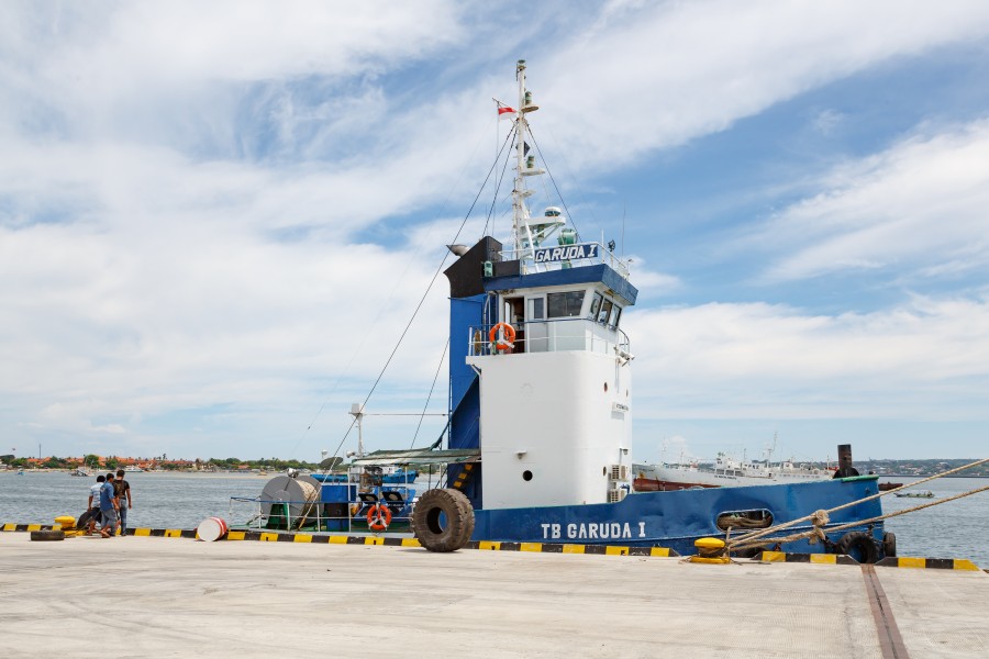 Benoa Bali Indonesia-Tugboat-Garuda-I-02