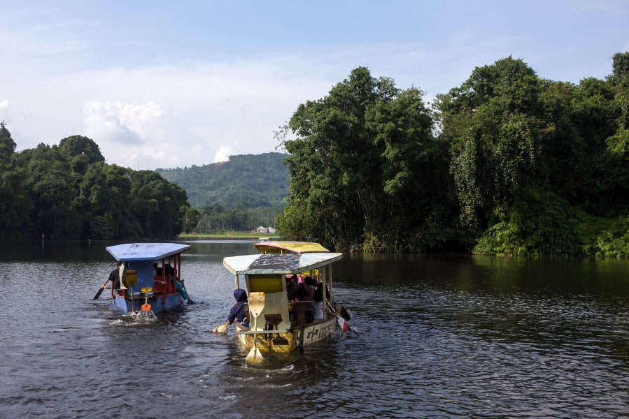 Boats on Situ Lengkong, Ciamis 2017-03-11 01