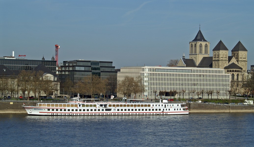 Britannia (ship, 1969) 003
