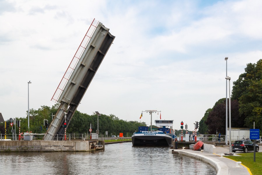 Bruges Belgium Cargoship-Natasha-N-entering-Dampoort-Lock-01