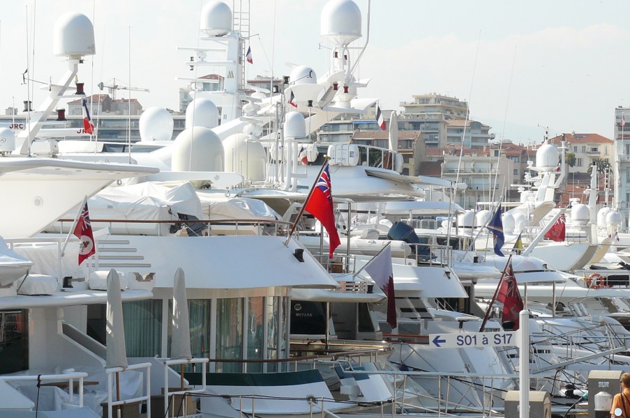 Cannes Port