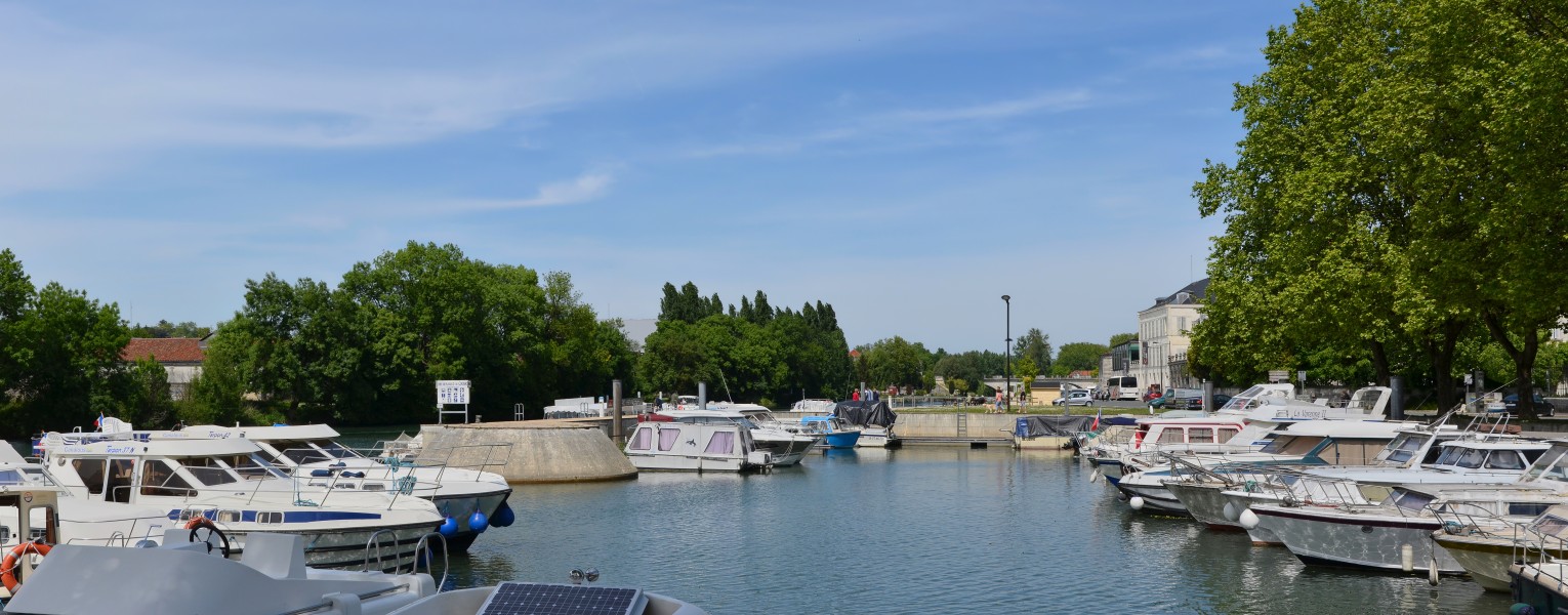 Cognac 16 Port plaisance Charente 2014b