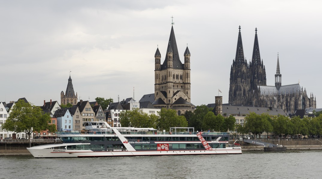 Cologne Germany Ship-RheinFantasie-01