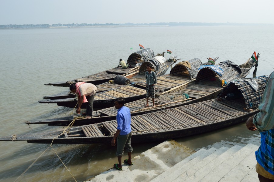 Desi Boats - River Ichamati - Taki - North 24 Parganas 2015-01-13 4399