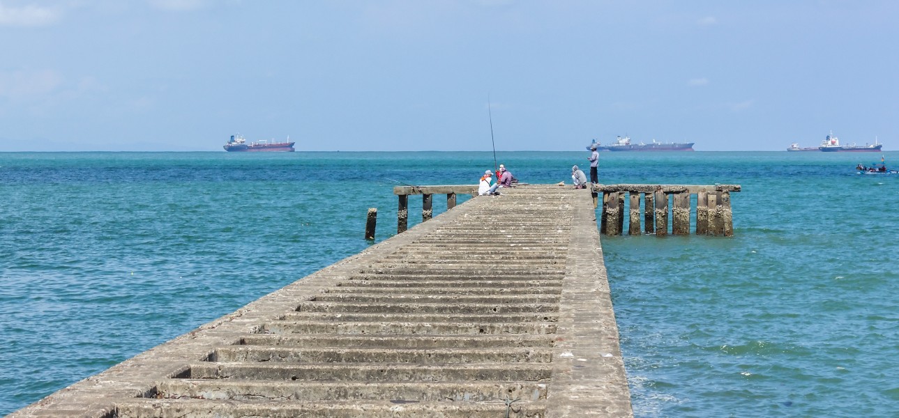 Dock, Teluk Penyu Beach, Cilacap 2015-03-21