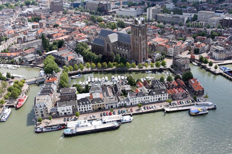 Dordrecht luchtfoto 01