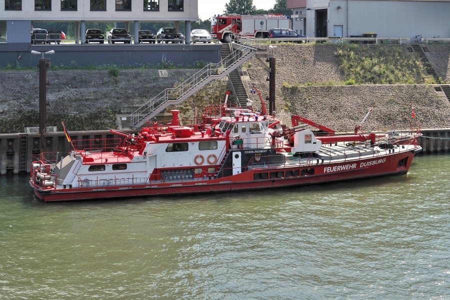 Duisburg, Vinckekanal, 2011-08 CN-01