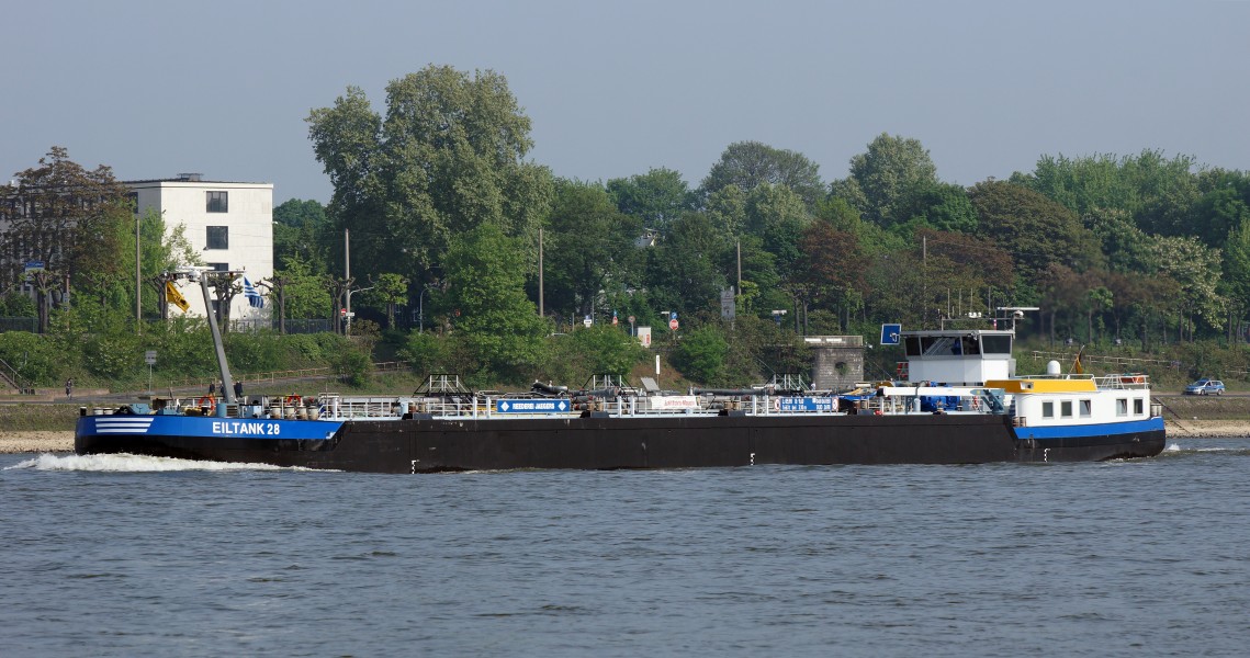 Eiltank 28 (ship, 2009) 003