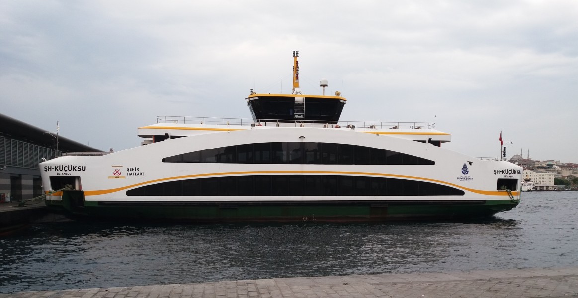 Ferry in Istanbul, 3