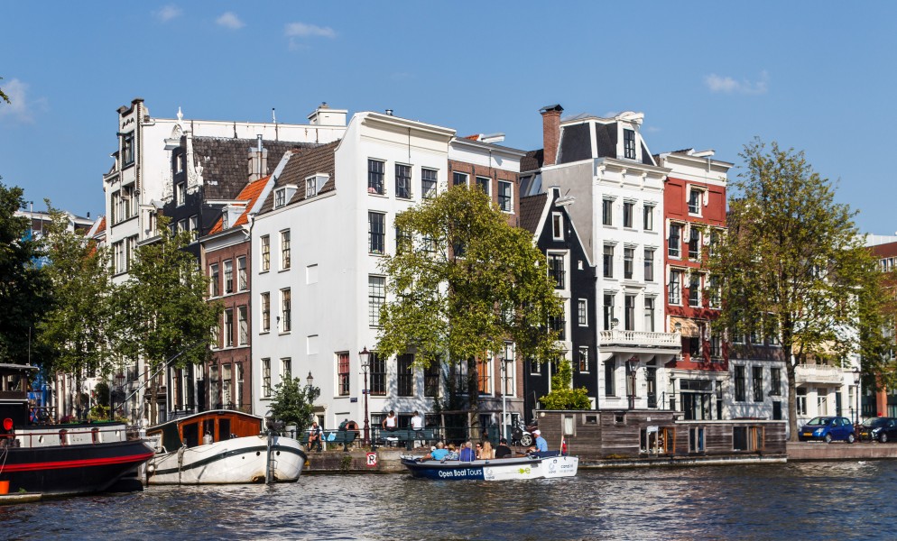Groenburgwal Staalkade seen from river Amstell 2016-09-12-6581