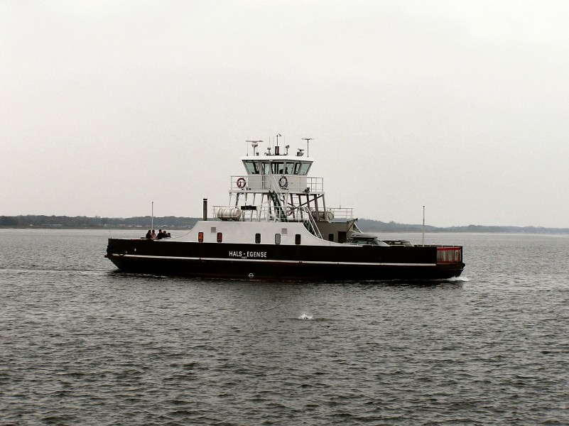 Hals-Egense færge2