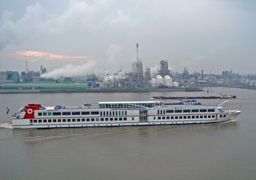 J. Henry Dunant (ship, 1996) 008