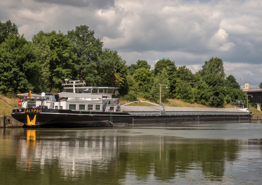 Kanal Schiff Calypso 17RM0575