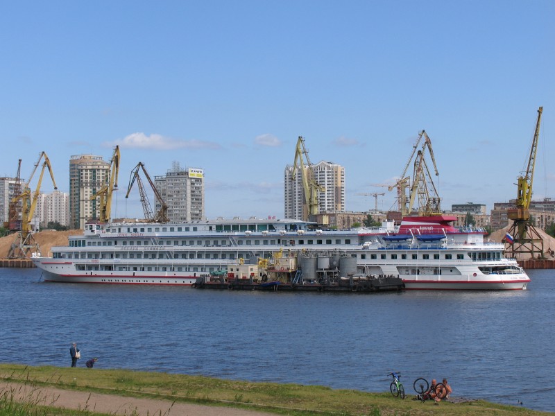 Leonid Sobolev on Khimki Reservoir 20-jun-2012 04