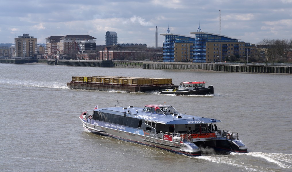 London MMB P7 River Thames