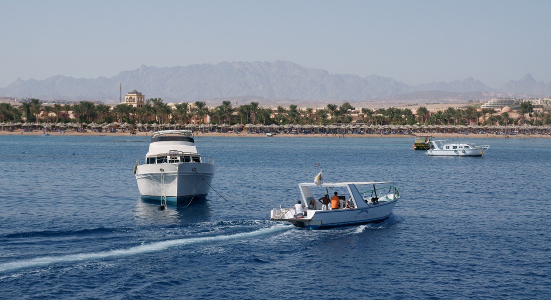 Makadi Bay from sea