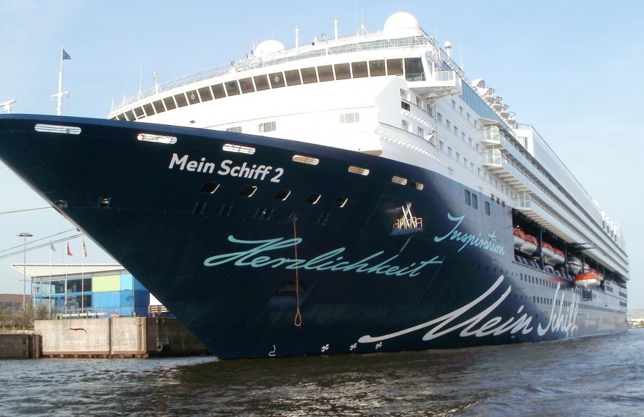 Mein Schiff im Hafen