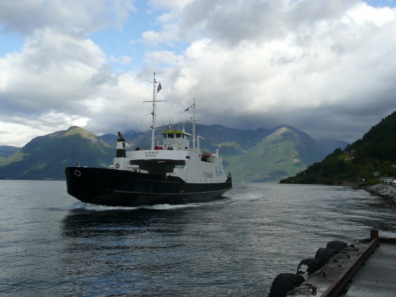 MF Tysnes ved Utne