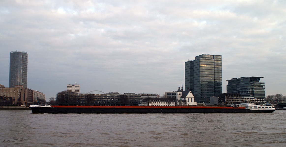 Michelangelo (ship, 2008) 001