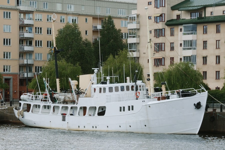 MS Svalbard June 2011