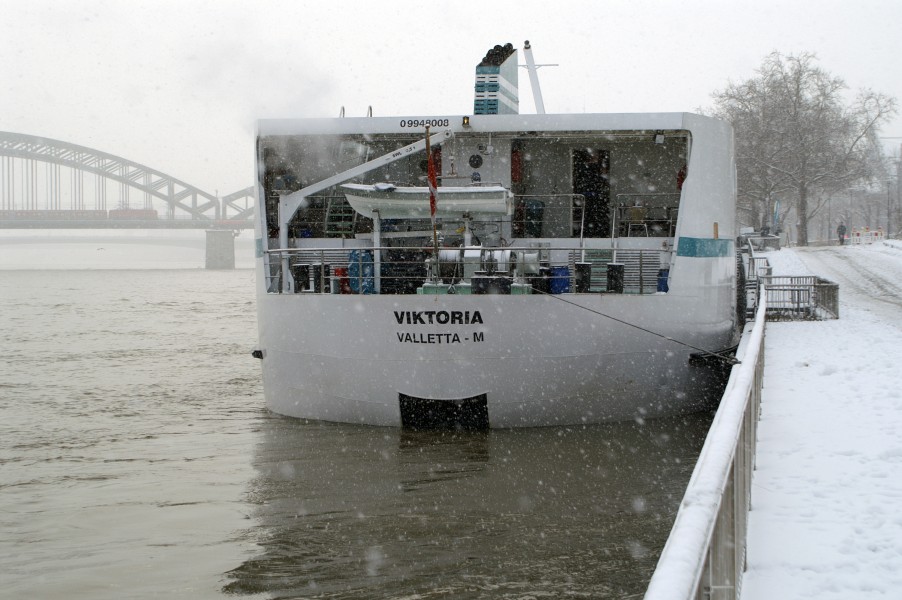 MS Viktoria 010