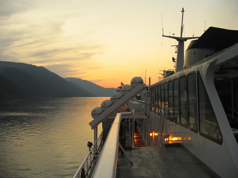 MV Columbia Left Side Evening 2048px