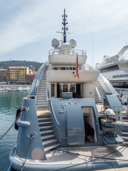 Nizza-ship-harbour-4070961