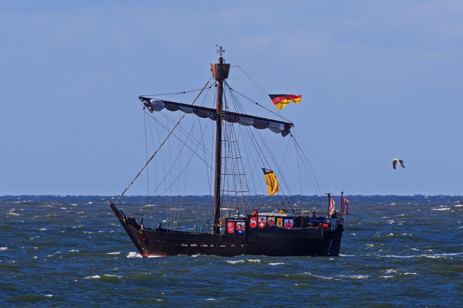 North Sea watercraft between Heligoland and CUX - photo2