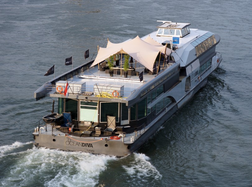 Oceandiva Futura (ship, 1997) 006