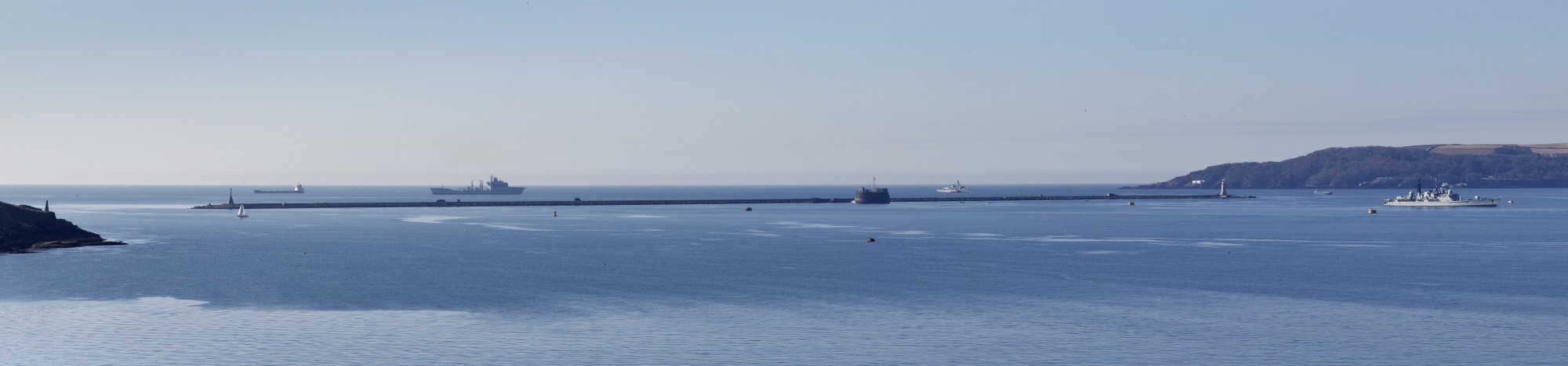 Plymouth breakwater and sea fort s2 hug