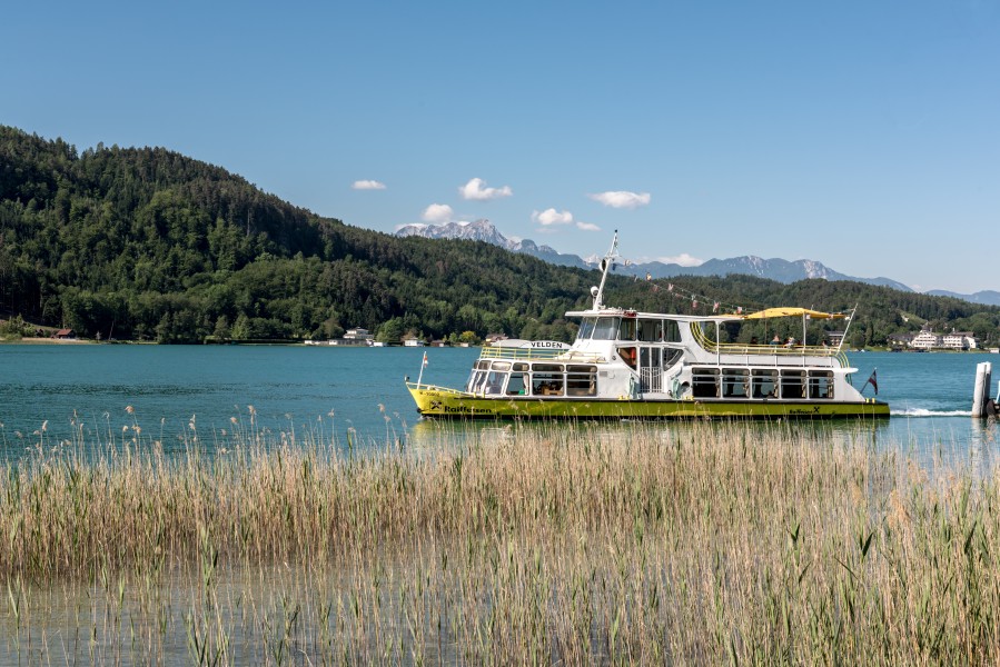 Poertschach Landspitz MS Velden nach Abfahrt von Landebruecke 27052017 8855