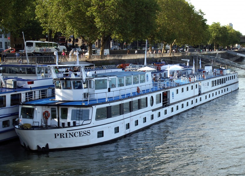 Princess (ship, 1981) 003