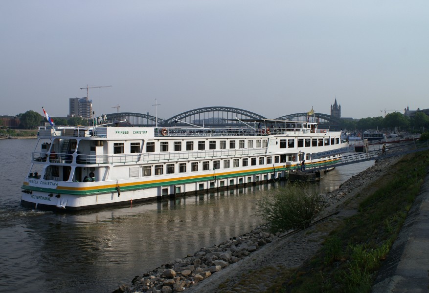 Prinses Christina (ship, 1969) 012