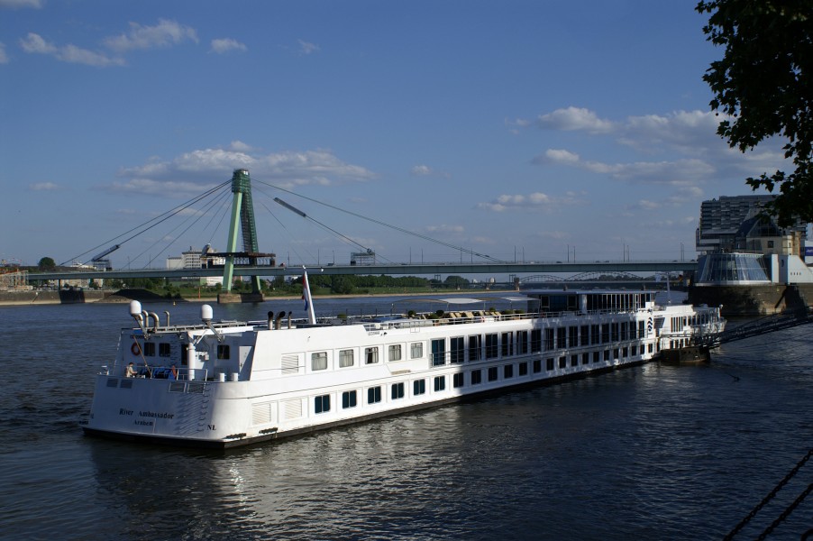 River Ambassador (ship, 1993) 002
