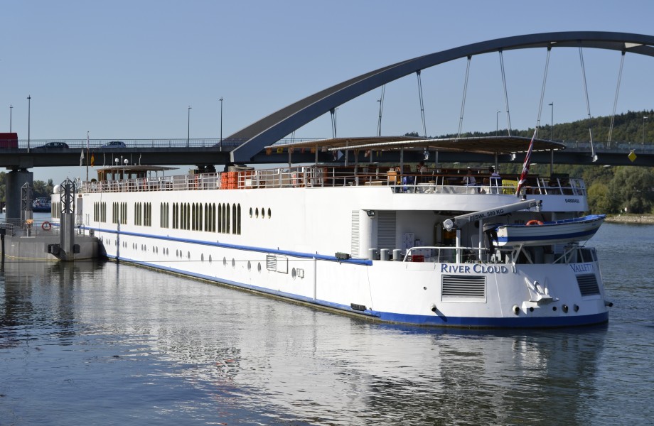 River Cloud II in Vilshofen an der Donau