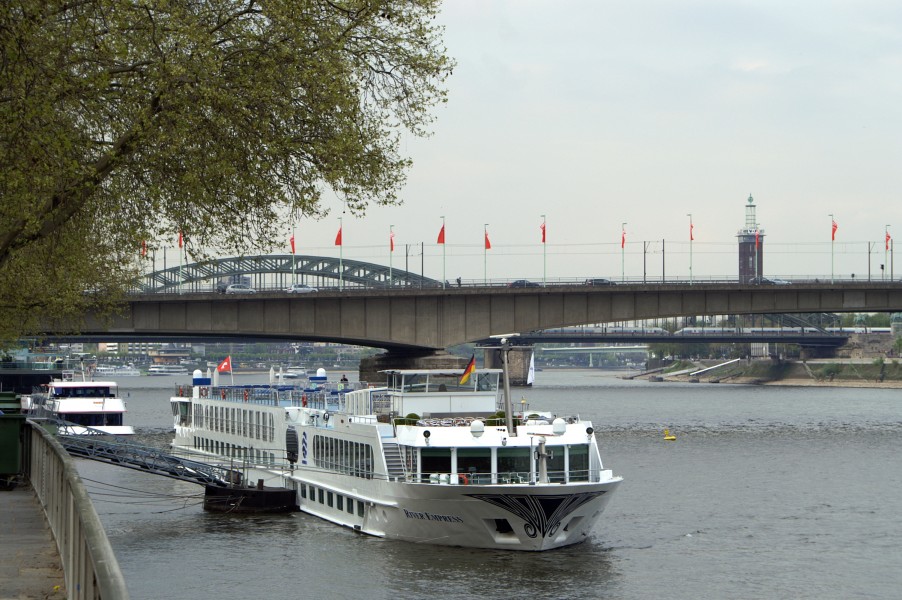 River Empress (ship, 2002) 013