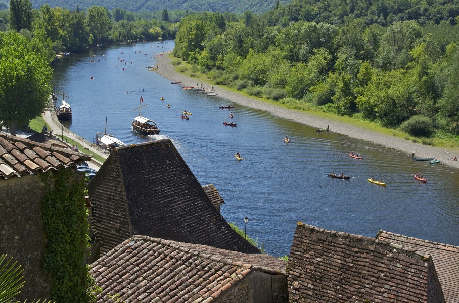 Roque-Gageac Dordogne Gabares Canoës