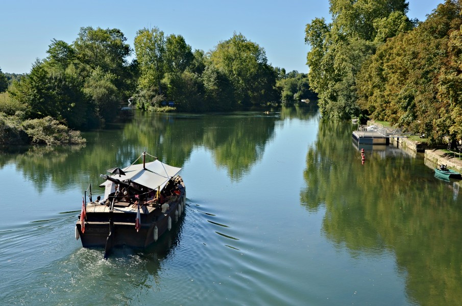 Saint-Simon 16 Gabarre&quais à Juac 2013
