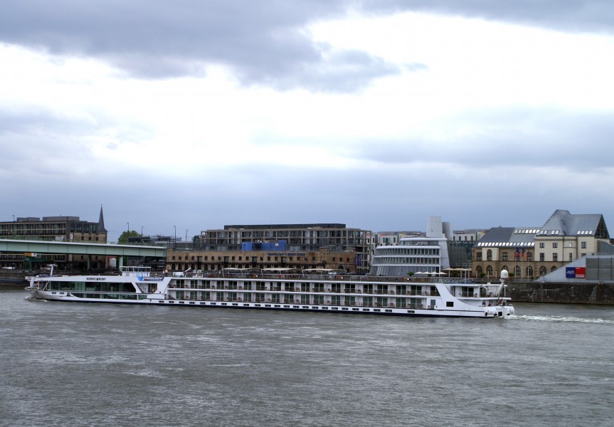 Scenic Ruby (ship, 2009) 012