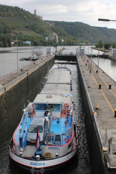 Schleuse Neckarzimmern