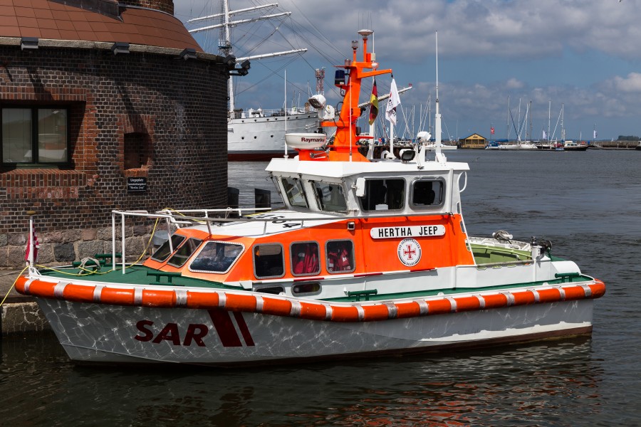 Seenotrettungsbot Hertha Jeep in Stralsund