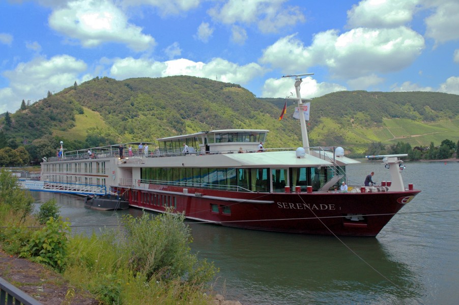 Serenade 1 (ship, 2005) 002