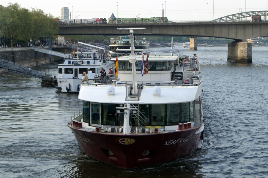 Serenade 1 (ship, 2005) 014