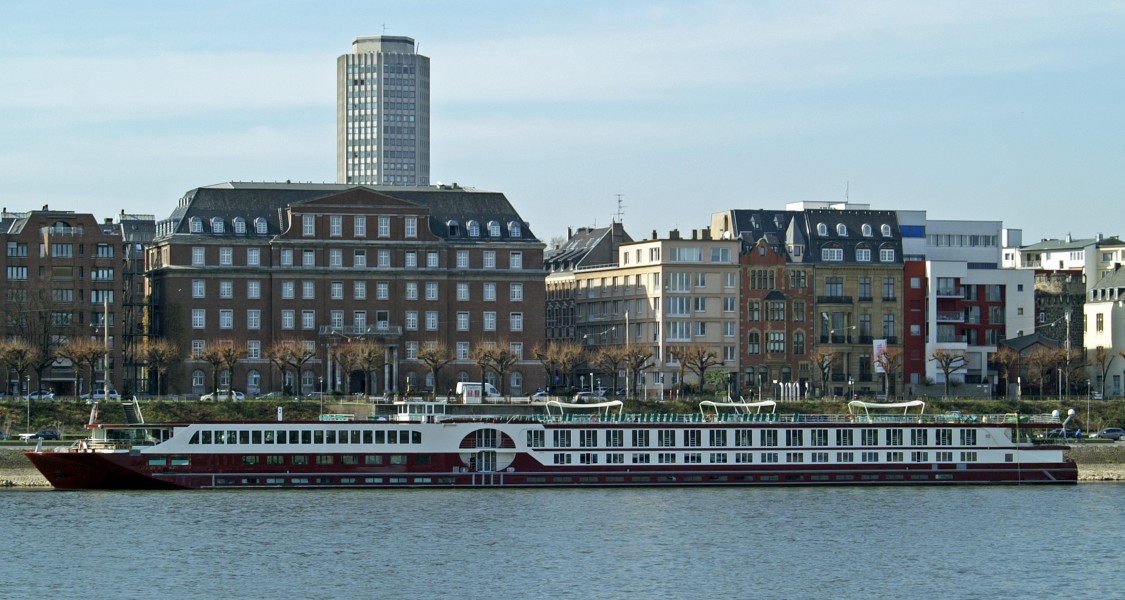 Serenity (ship, 2006) 004