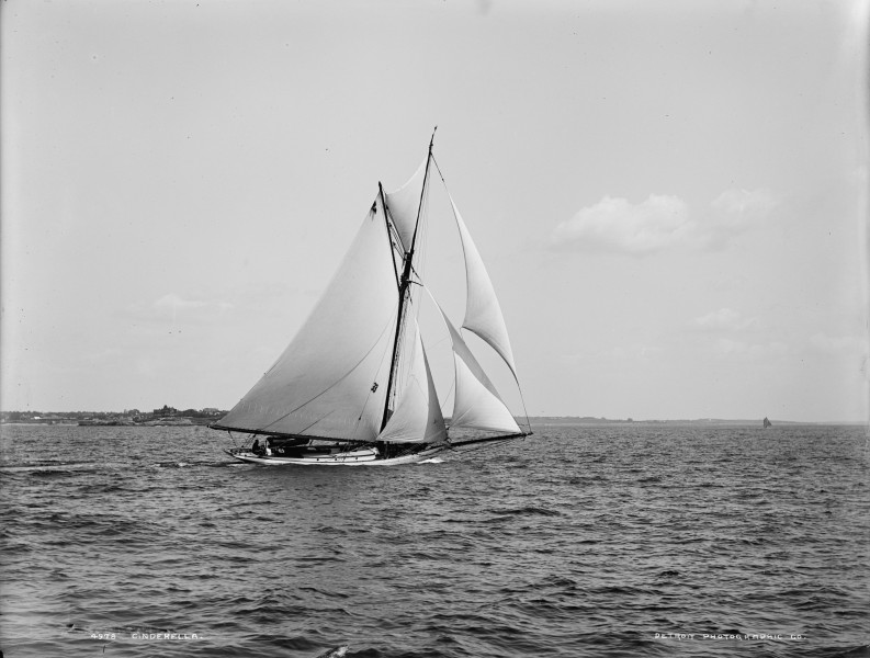 Sloop Cinderella-1