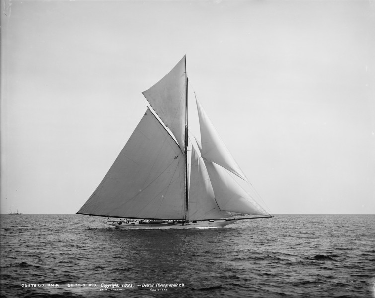 Sloop Colonia-2