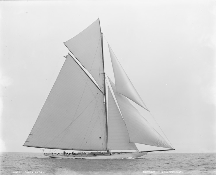 Sloop Constitution-1