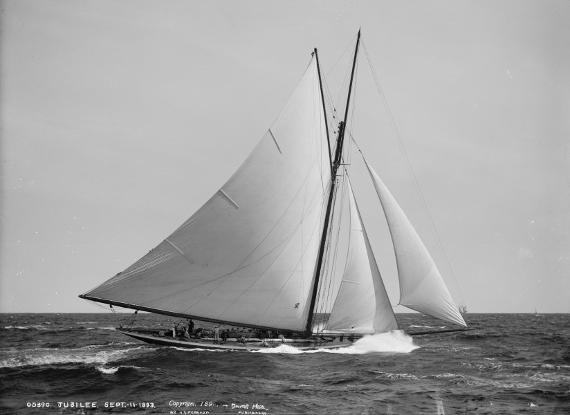 Sloop Jubilee-3