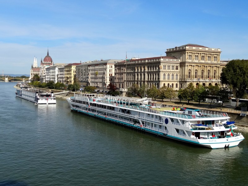 Sofia (ship, 1983) 001